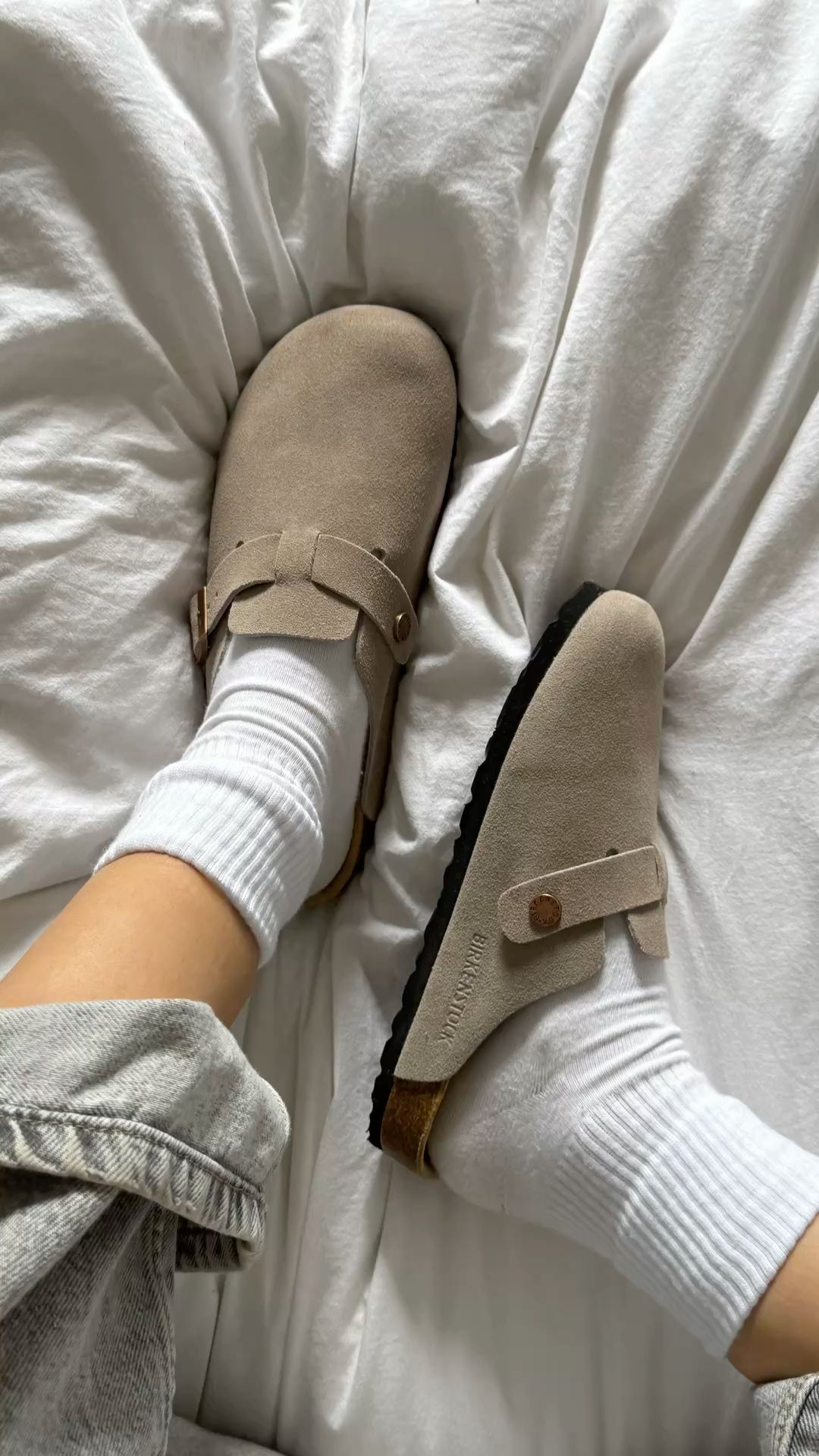 Birkenstock Boston Clog Suede vs Leather: Material Guide for Long‑Lasting Wear